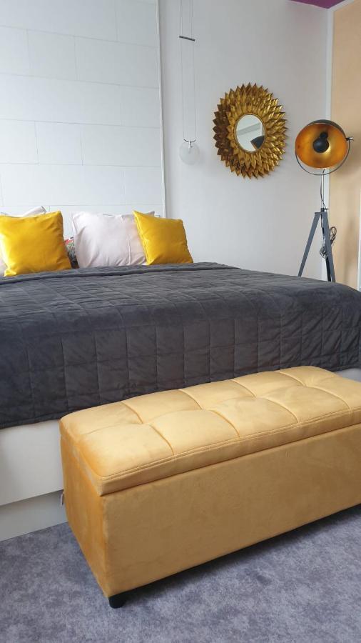 Kvetinovy Apartman A3B V Chomutove Luaran gambar